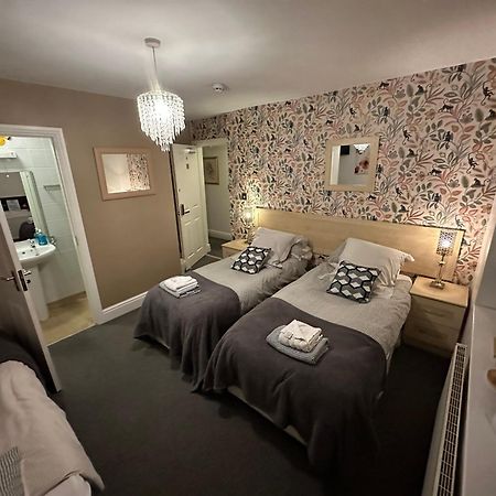 سوليهال Station Approach B&B Boutique Stays المظهر الخارجي الصورة