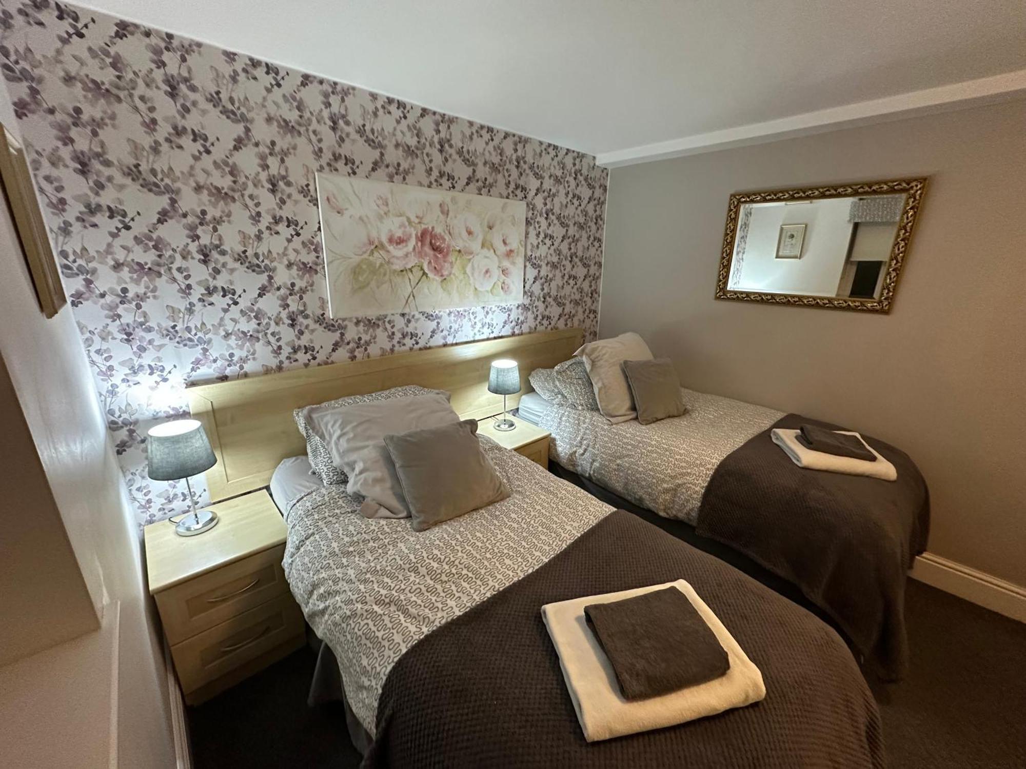 سوليهال Station Approach B&B Boutique Stays المظهر الخارجي الصورة