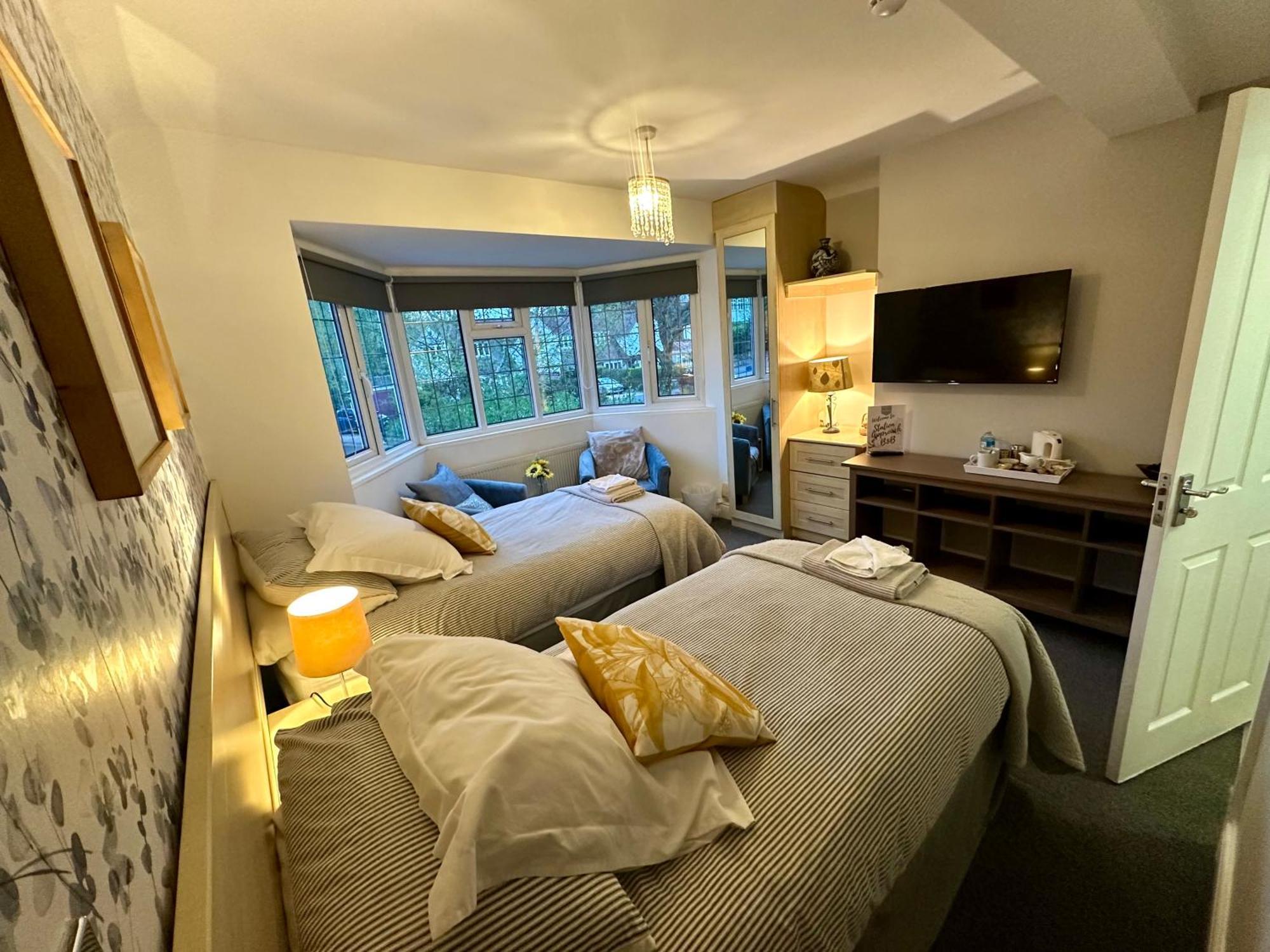 سوليهال Station Approach B&B Boutique Stays المظهر الخارجي الصورة